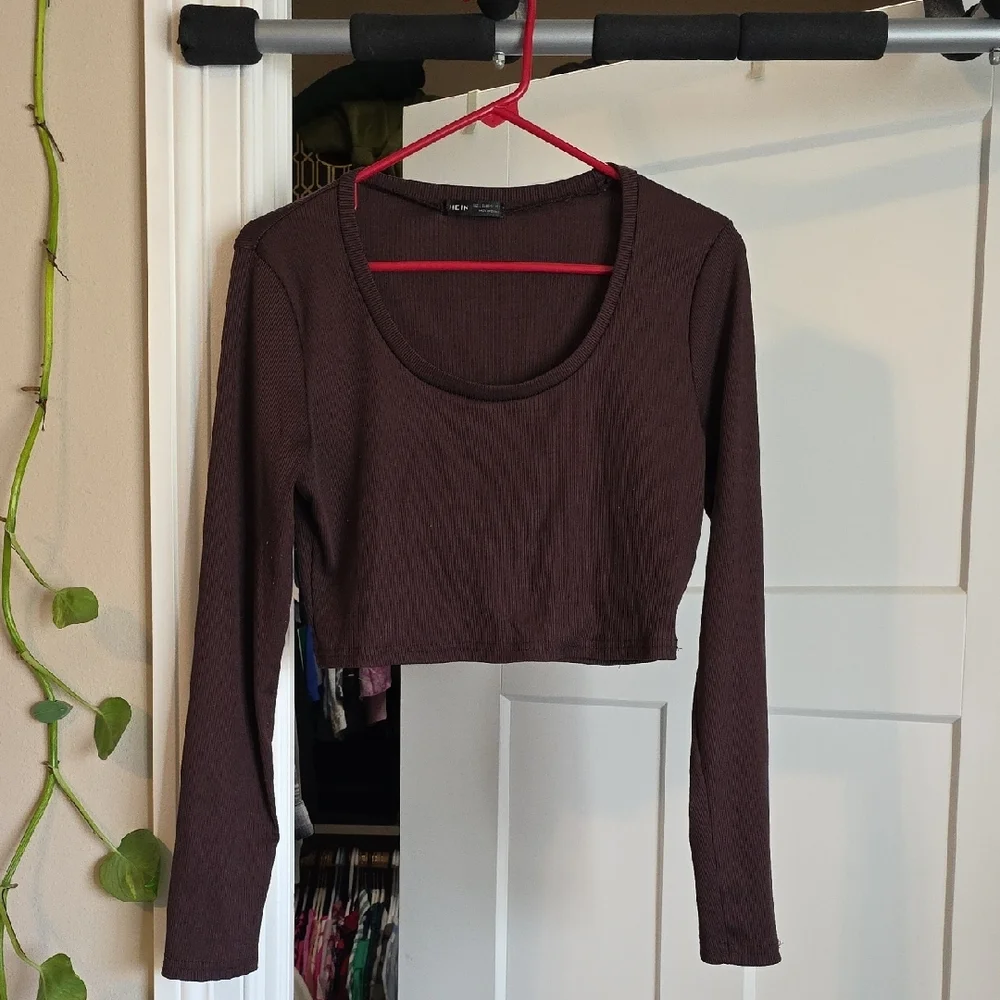 SHEIN Colorful Crop Tops Collection - Black, Brown, White, Orange - Picture 2 of 15